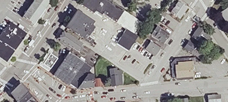 Middle St