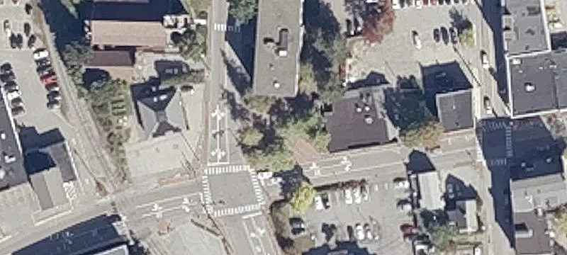 Washington St