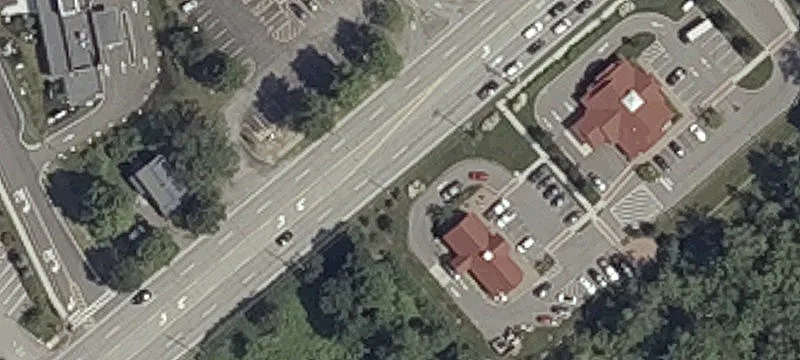 589 Us Rte 1st 1