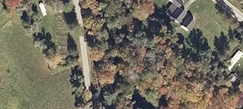 28 Cemetery Rd