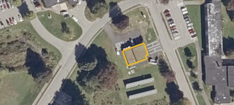 71 Canam Dr