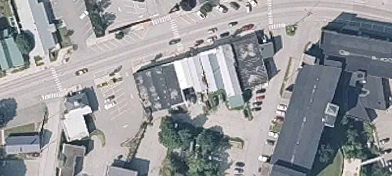 123 Main St