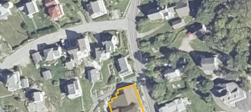 8 School St