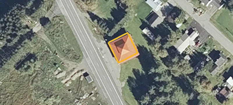 1022 Main St