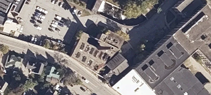 Pioneer Ave