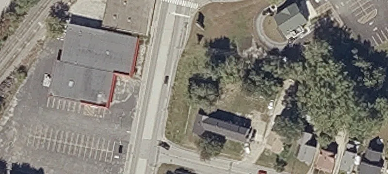 719 Main St