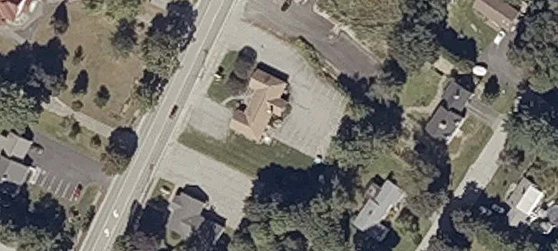 633 Main St