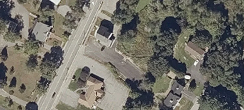 643 Main St