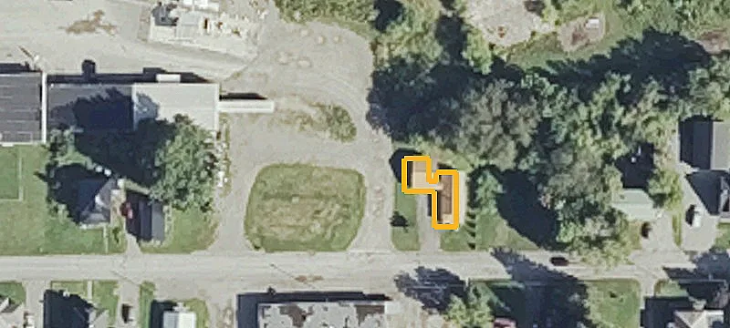 12 Alice Ave