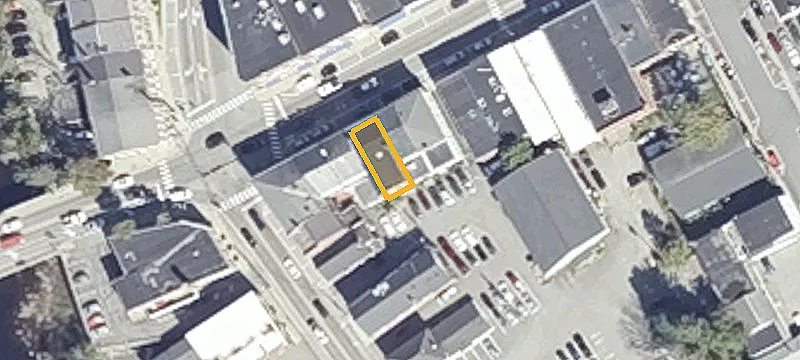 71 Main St