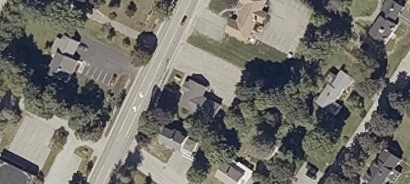 625 Main St