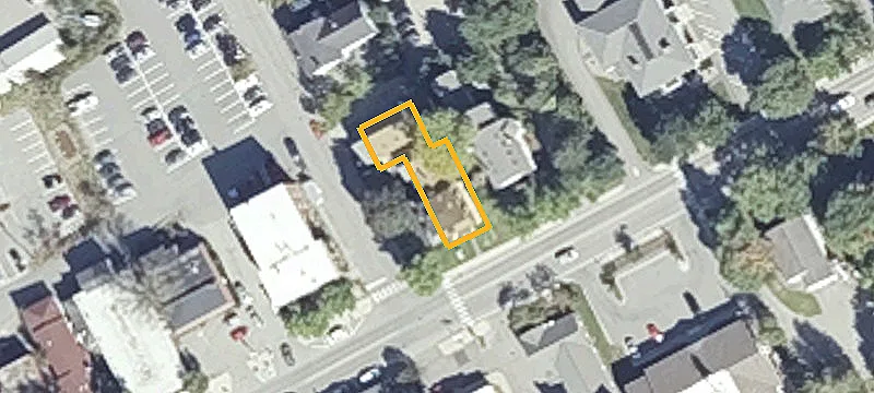 194 Main St