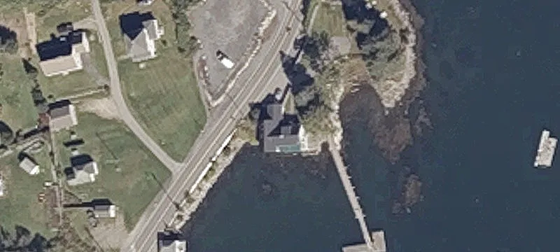 8 Hendricks Hl Rd