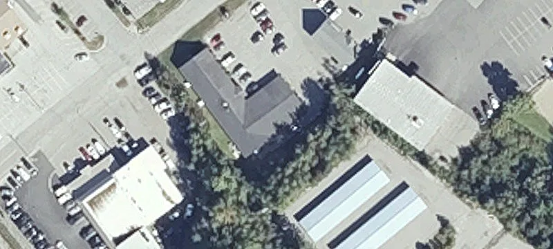 11 Short St
