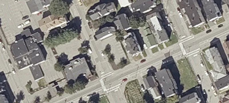 150 Pne St