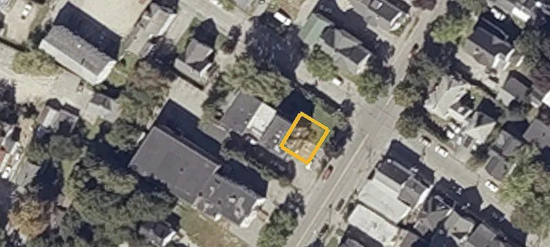 142 College St