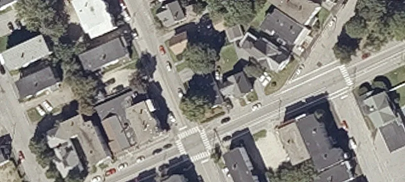 222 Pne St