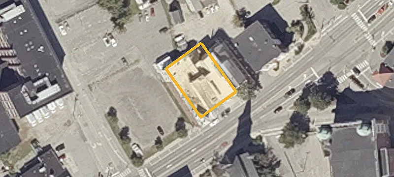 270 Main St