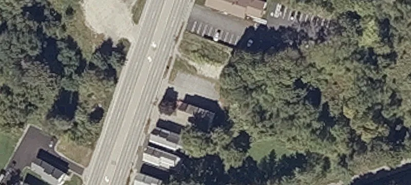 573 Main St
