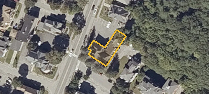 465 Main St