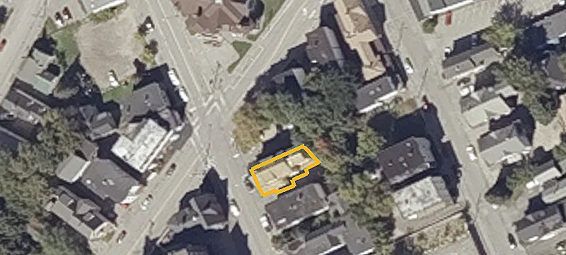 22 Bartlett St