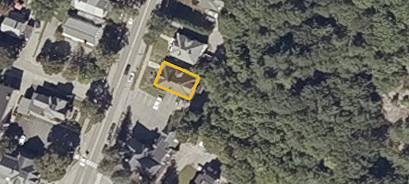 471 Main St