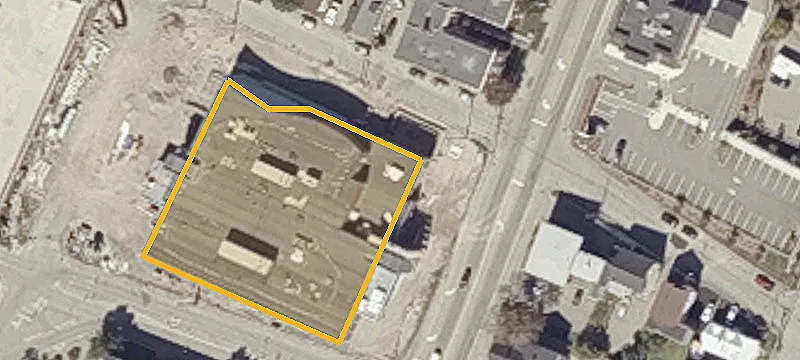 376 Main St