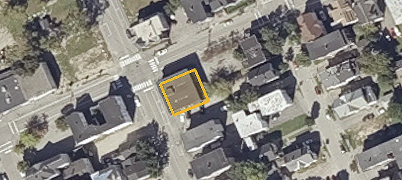 124 Bartlett St
