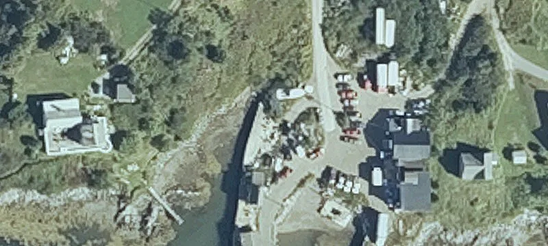15 Lobster Ave