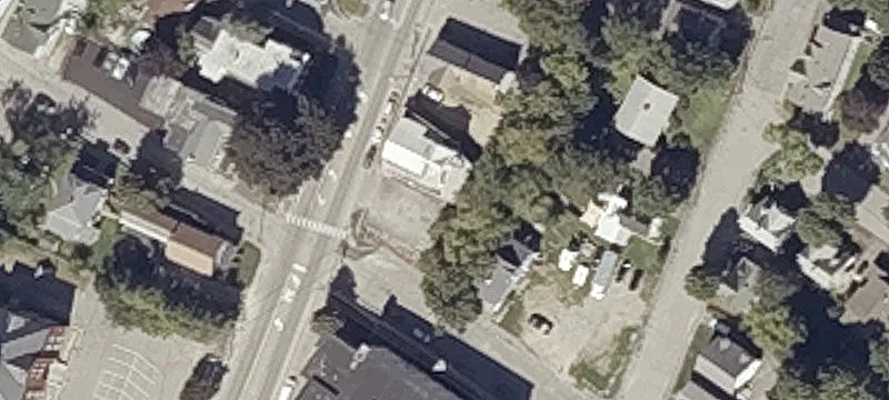 413 Main St