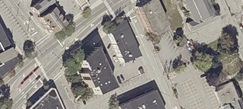 225 Main St