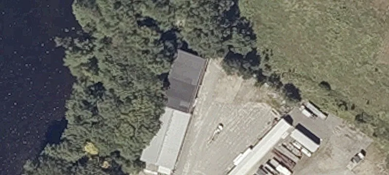 46 Strawberry Ave