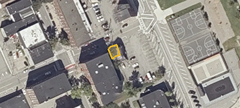99 Chestnut St