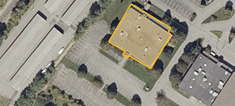 8 Falcon Rd