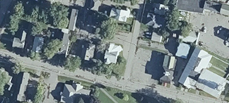 2 Park St