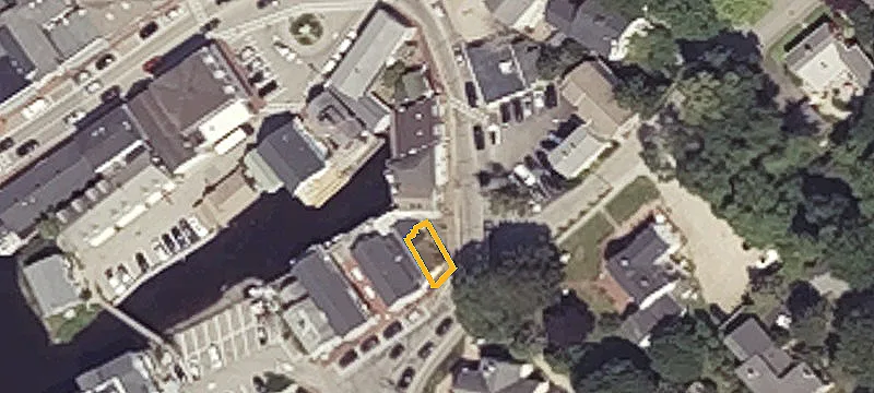11 Ocean Ave