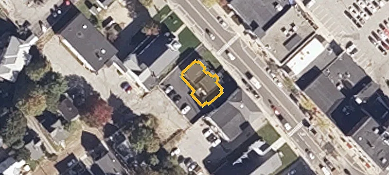 897 Main St