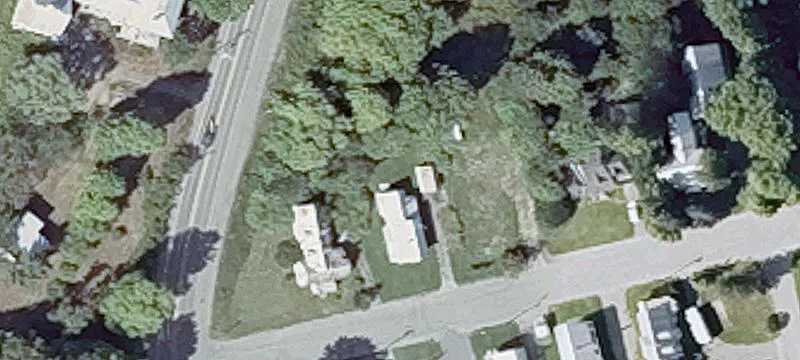 10 Madison St