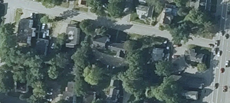 34 Cedar St