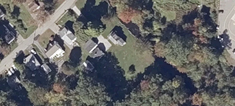 65 Rawson Ave