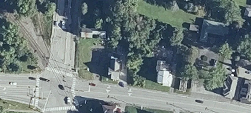 12 Clinton Ave