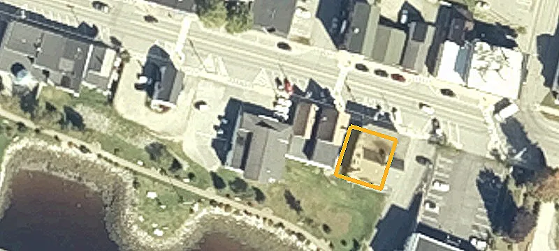 74 Main St