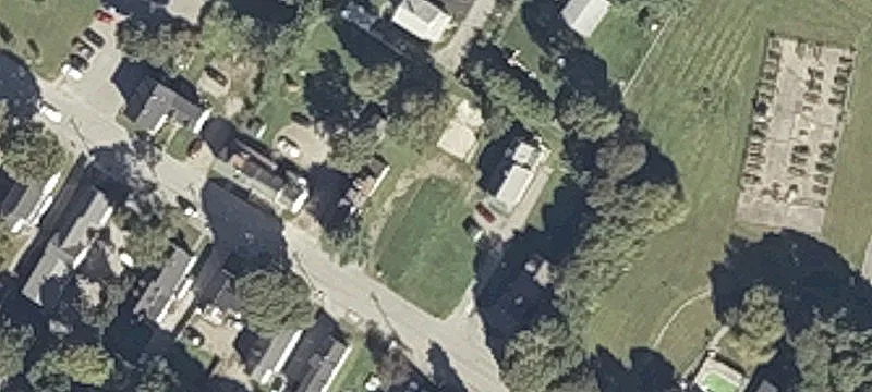 20 Maple St