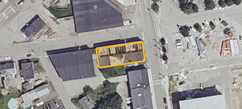 10 Lincoln St