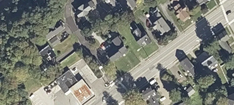 10 Holyoke St