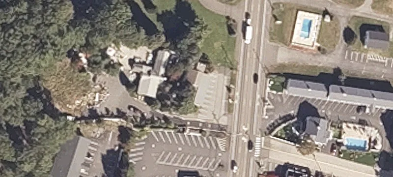667 Main St