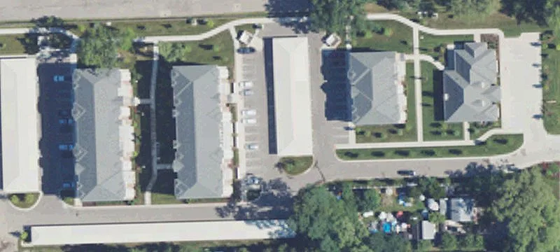 14931 Farmington Rd