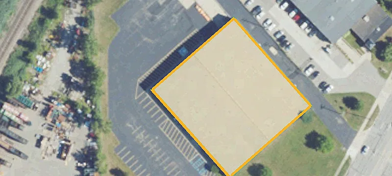 26403 Groesbeck Hwy