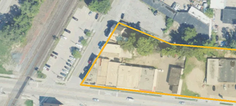 203 Grand Ave