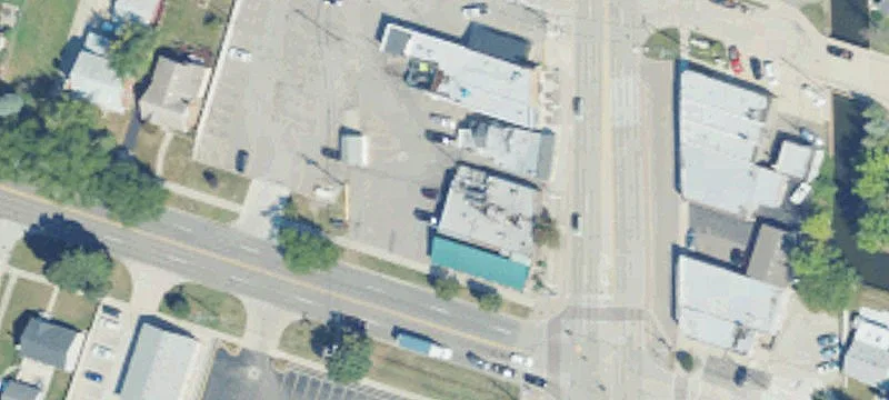 22385 10th Mile Rd
